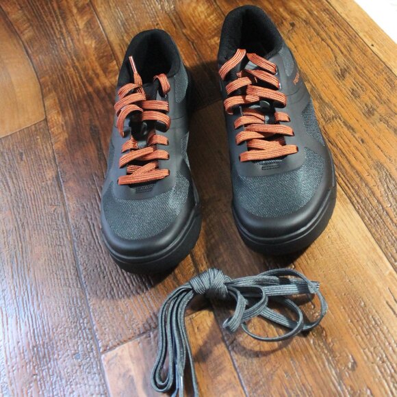 NIB Pearl Izumi Canyon Men\'s Mountain Bike Shoes, Size 9 (43 EU) main image 7